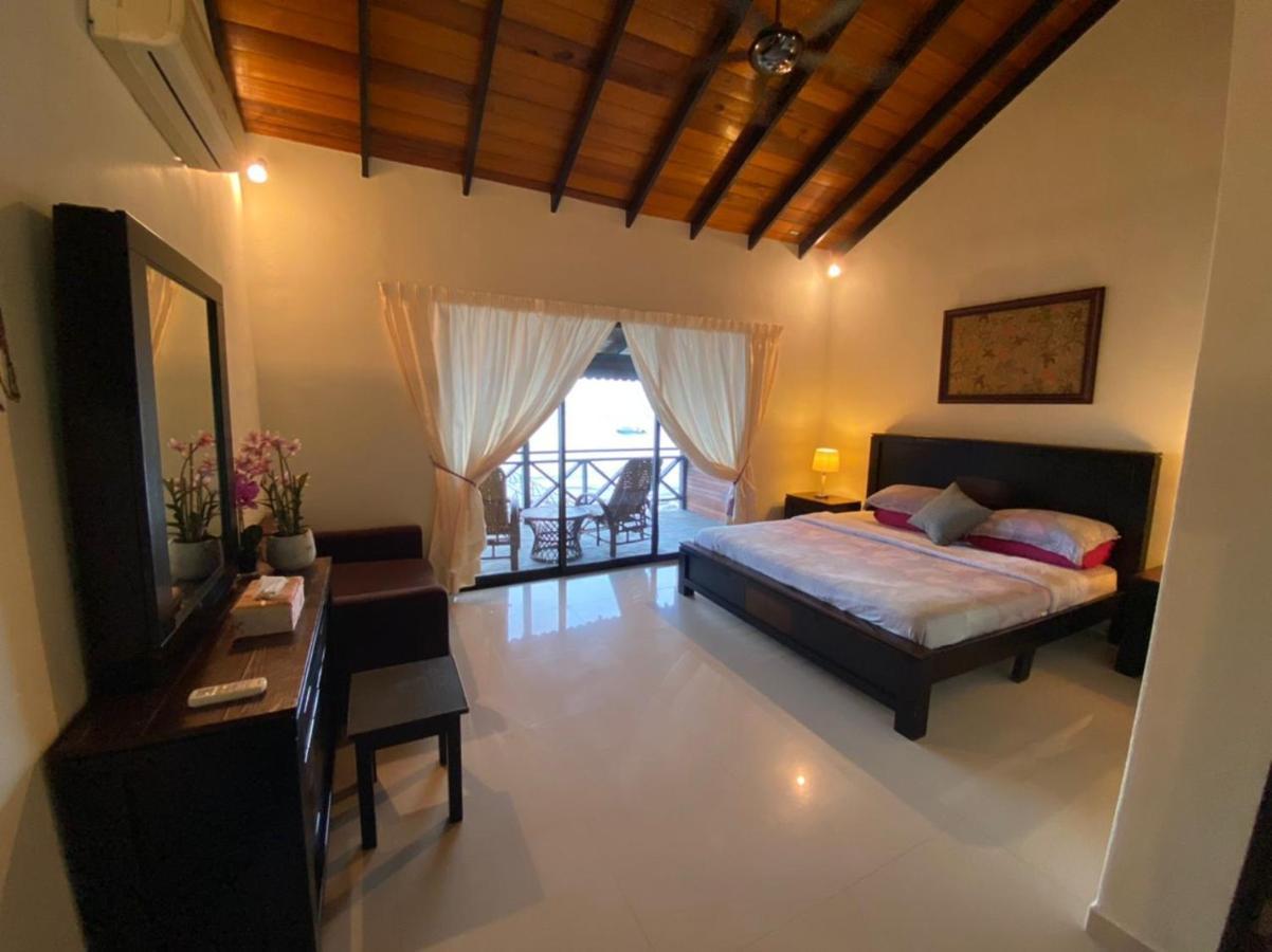 Minang Cove Resort Kampong Mukut Exterior photo