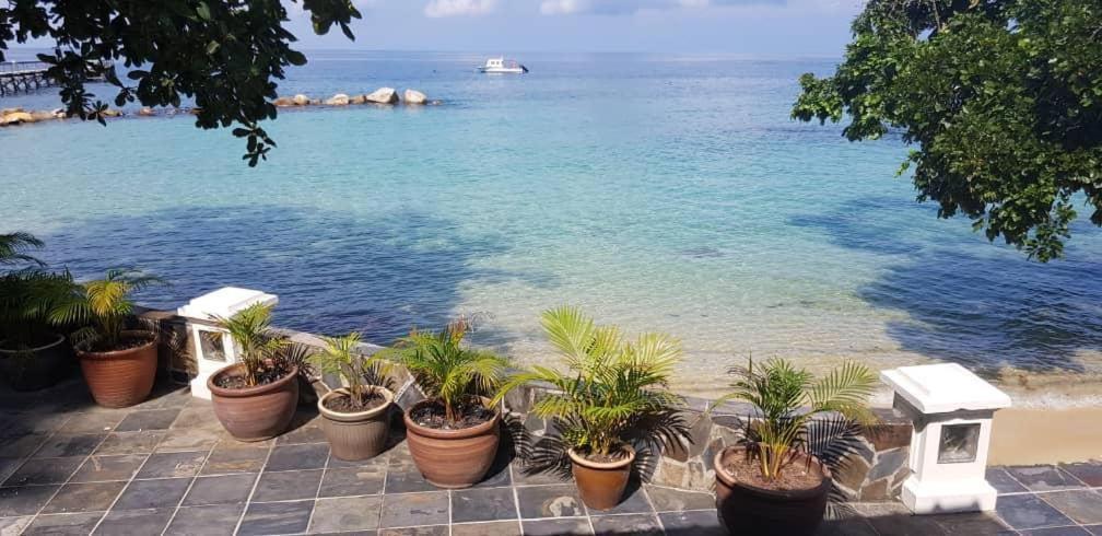 Minang Cove Resort Kampong Mukut Exterior photo
