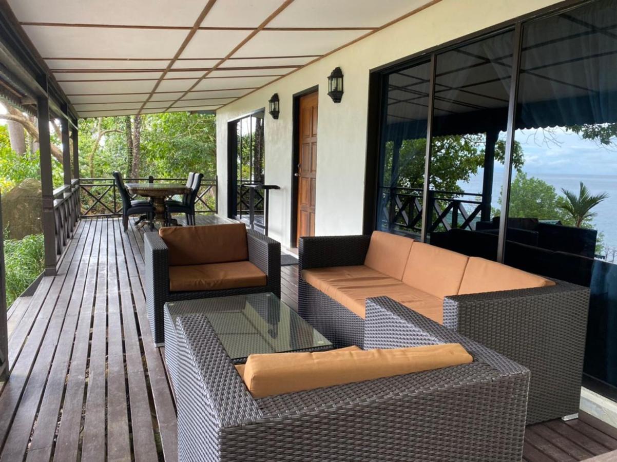 Minang Cove Resort Kampong Mukut Exterior photo