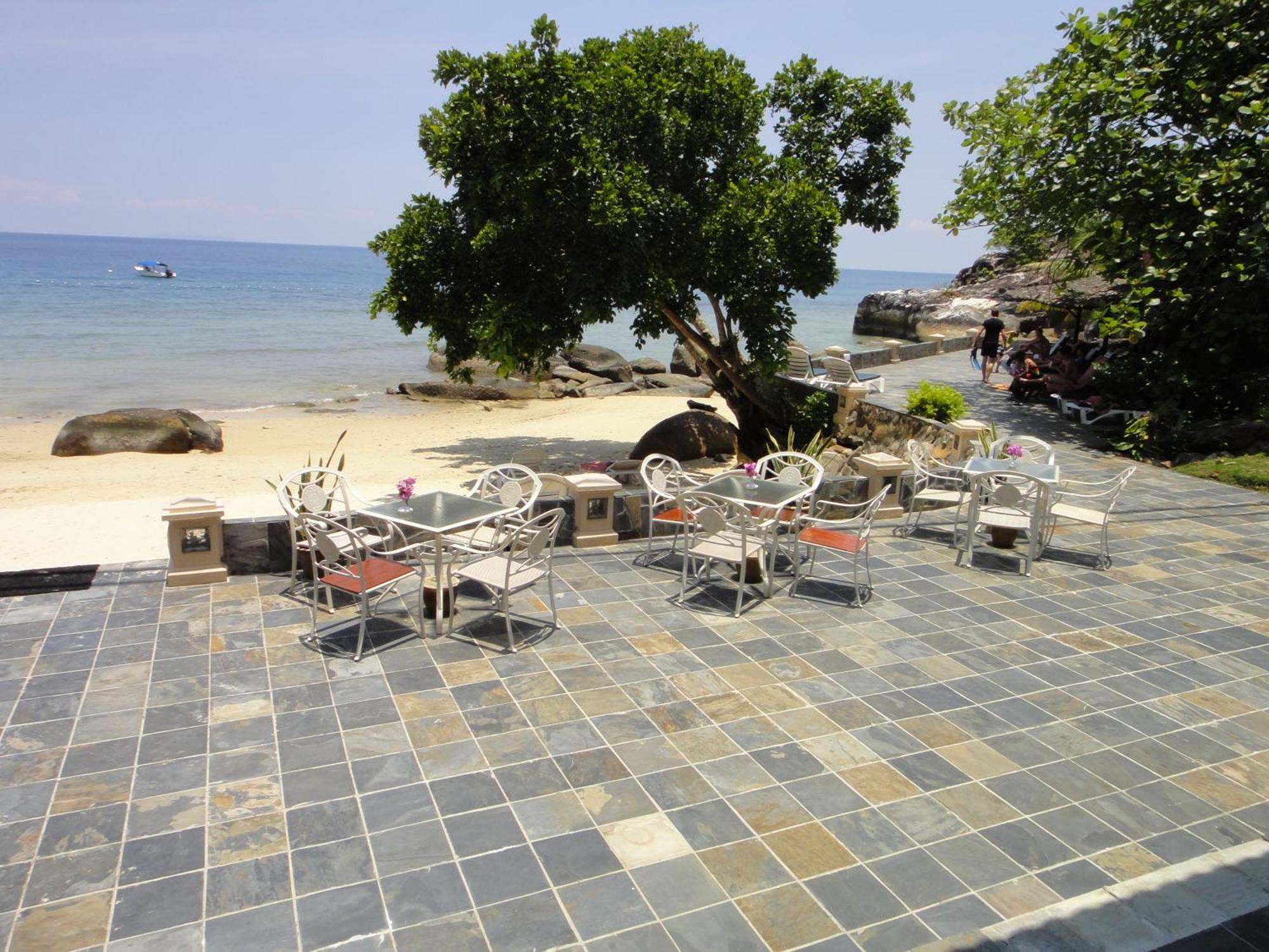 Minang Cove Resort Kampong Mukut Exterior photo