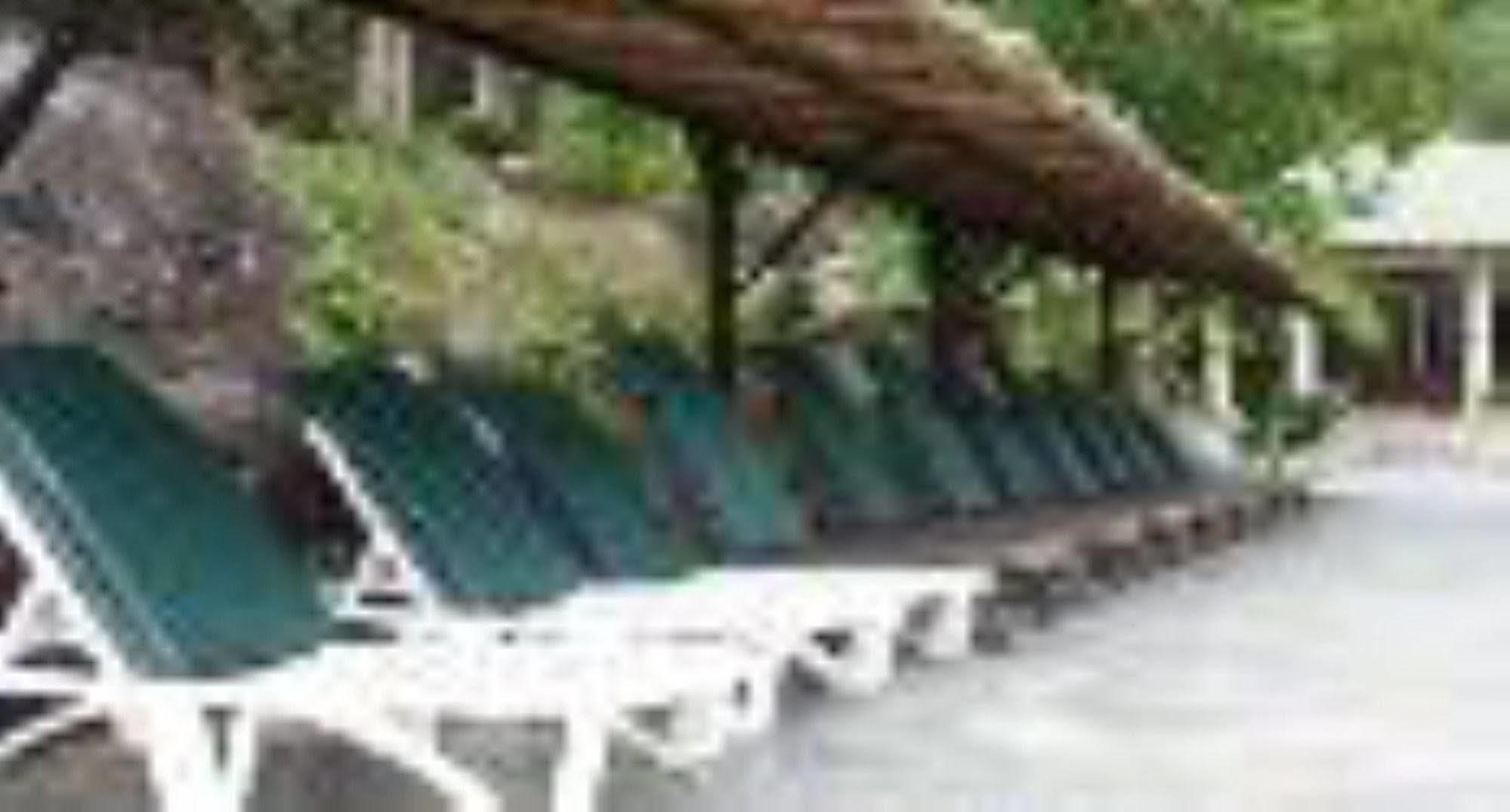 Minang Cove Resort Kampong Mukut Exterior photo